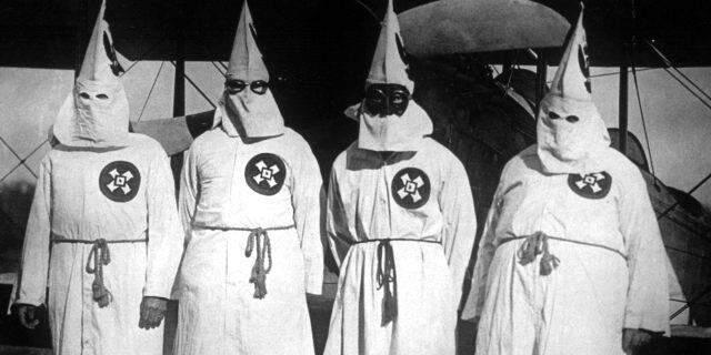 ABD'de aracıyla protestocuların arasına dalıp ardından ateş açan saldırgan: Ku Klux Klan lideriyim ABD'de aracıyla protestocuların arasına dalıp ardından ateş açan saldırgan: Ku Klux Klan lideriyim