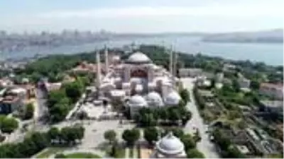 AK Parti, Meclis'te 'Ayasofya ibadete açılsın' önergesine ret oyu verip Temmuz ayını işaret etti AK Parti, Meclis'te 'Ayasofya ibadete açılsın' önergesine ret oyu verip Temmuz ayını işaret etti