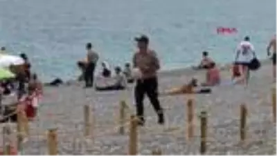 ANTALYA Yavru deniz kaplumbağası ölüsü sahile vurdu ANTALYA Yavru deniz kaplumbağası ölüsü sahile vurdu