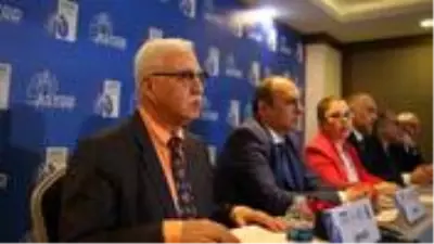 Bilim Kurulu Üyesi Tevfik Özlü: Tekrardan salgında yükselme olursa hafta sonu sokağa çıkma yasağı olur Bilim Kurulu Üyesi Tevfik Özlü: Tekrardan salgında yükselme olursa hafta sonu sokağa çıkma yasağı olur