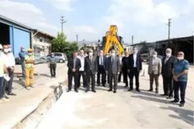 Bursa'da 3 bin işletmeli Beşevler Sanayi Sitesi'nin altyapısı baştan sona yenileniliyor Bursa'da 3 bin işletmeli Beşevler Sanayi Sitesi'nin altyapısı baştan sona yenileniliyor