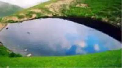 Define söylentisine kurban edilen Dipsiz Göl, yeniden su tutmaya başladı Define söylentisine kurban edilen Dipsiz Göl, yeniden su tutmaya başladı