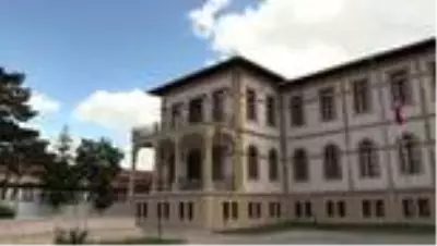 Hitit Kralı Tuthaliya'nın kılıcı İstanbul Havalimanı Müzesi'nde sergilenecek Hitit Kralı Tuthaliya'nın kılıcı İstanbul Havalimanı Müzesi'nde sergilenecek