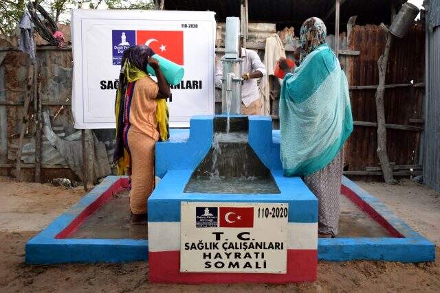 Koronavrüs kahramanalrı Somali'ye de hayat oluyor