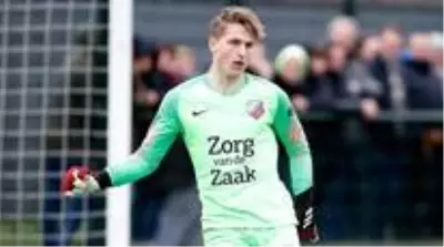Manchester City, 16 yaşındaki Hollandalı kaleci Mikki van Sas'ı transfer etti Manchester City, 16 yaşındaki Hollandalı kaleci Mikki van Sas'ı transfer etti