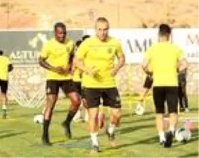 Yeni Malatyaspor'da Kasımpaşa mesaisi sürüyor Yeni Malatyaspor'da Kasımpaşa mesaisi sürüyor