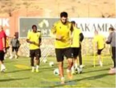 Yeni Malatyaspor'da Kasımpaşa mesaisi sürüyor Yeni Malatyaspor'da Kasımpaşa mesaisi sürüyor