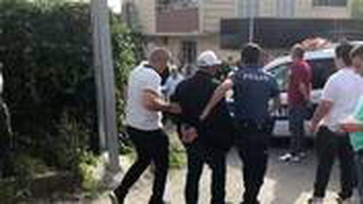 Ağabey, uyuşturucu krizi geçiren kardeşini göğsünden vurdu