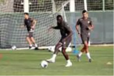 Alanyaspor ve Antalyaspor aynı uçakta gidecek