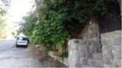 Can Dündar'ın villasındaki kaçak bölümlerin yıkımında 7'nci gün Can Dündar'ın villasındaki kaçak bölümlerin yıkımında 7'nci gün