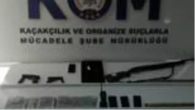 FETÖ soruşturmasında 18 zanlı yakalandı - Operasyonda ele geçirilen malzemeler FETÖ soruşturmasında 18 zanlı yakalandı - Operasyonda ele geçirilen malzemeler