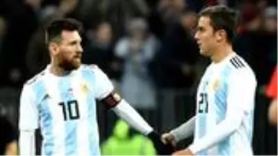Juventus'lu Paulo Dybala: Barcelona'da Messi'yle oynamak harika olur Juventus'lu Paulo Dybala: Barcelona'da Messi'yle oynamak harika olur