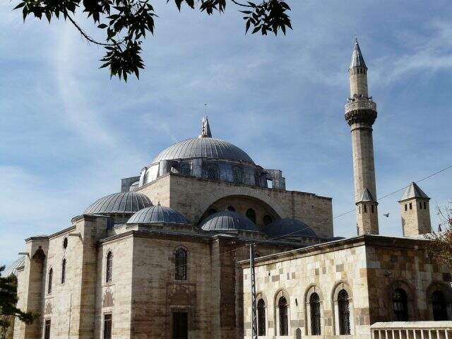 Konya'da gezilecek yerler nereler? Konya'da ne yenir? Konya Alaaddin Tepesi hikayesi nedir?