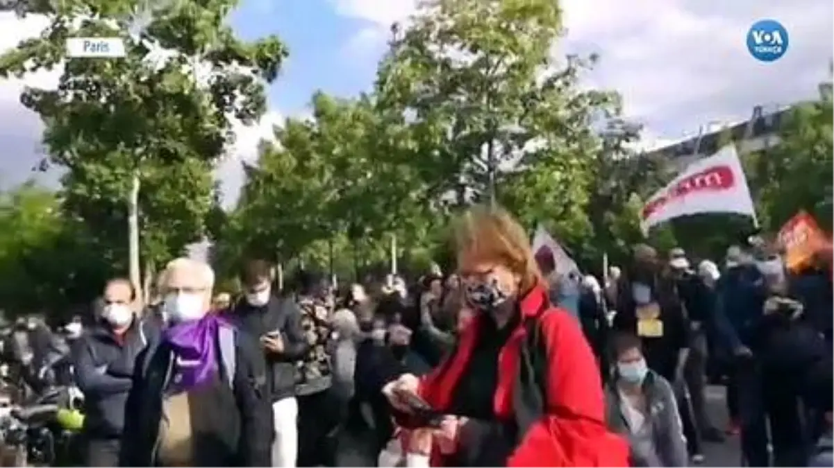 Paris'te George Floyd İçin Anma Töreni