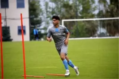 Trabzonsporlu Hakan Yeşil'e İngiltere ve Almanya'dan talip var Trabzonsporlu Hakan Yeşil'e İngiltere ve Almanya'dan talip var