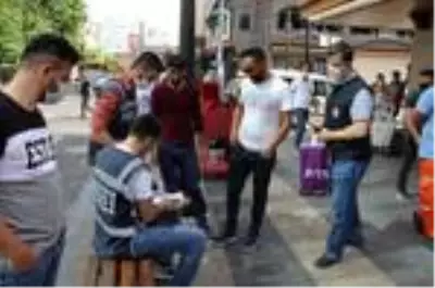 300 kişi hastanede, 500 kişi evde! Vaka sayısının hızla arttığı Diyarbakır'da halk tedirgin 300 kişi hastanede, 500 kişi evde! Vaka sayısının hızla arttığı Diyarbakır'da halk tedirgin