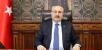 Yavuz Selim Köşger kimdir? Yavuz Selim Köşger kaç yaşında ve nereli? Yavuz Selim Köşger hayatı ve biyografisi! Yeni İzmir valisi Yavuz Selim Köşger!