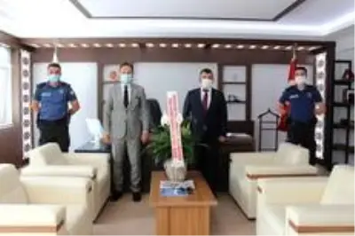 Başkan Koyuncu'ya yeni hizmet binası için 'hayırlı olsun' ziyareti Başkan Koyuncu'ya yeni hizmet binası için 'hayırlı olsun' ziyareti