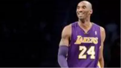Dünyaca ünlü marka Spalding, Kobe Bryant temalı basketbol topu çıkarıyor Dünyaca ünlü marka Spalding, Kobe Bryant temalı basketbol topu çıkarıyor