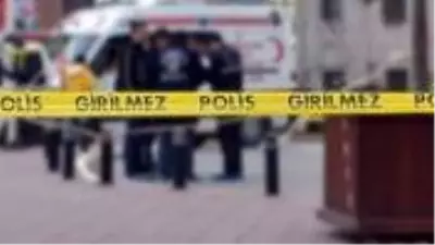Evinde cesedi bulunan kadının komşusu tarafından öldürüldüğü ortaya çıktı Evinde cesedi bulunan kadının komşusu tarafından öldürüldüğü ortaya çıktı