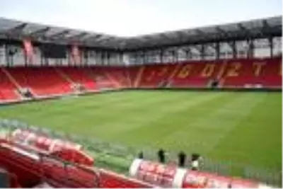 Göztepe futbola Trabzonspor'la dönüyor Göztepe futbola Trabzonspor'la dönüyor