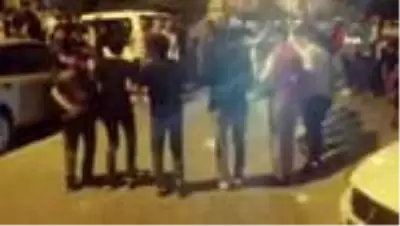 İçişleri Bakanlığının uyarılarına rağmen asker uğurlama terörü kamerada İçişleri Bakanlığının uyarılarına rağmen asker uğurlama terörü kamerada