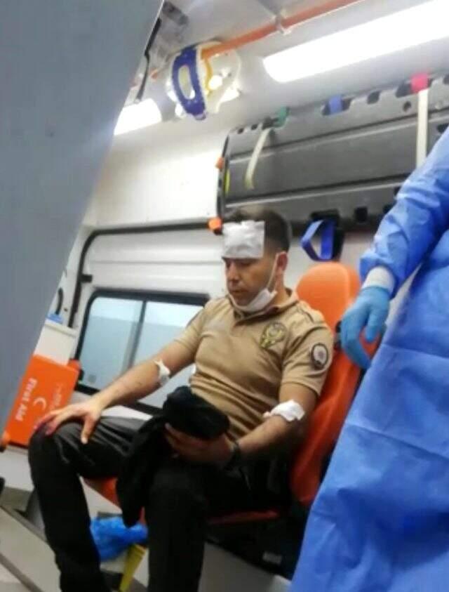 Psikolojik sorunları olan kişi önce annesini, ardından 2 bekçi ve 1 polisi vurdu Psikolojik sorunları olan kişi önce annesini, ardından 2 bekçi ve 1 polisi vurdu