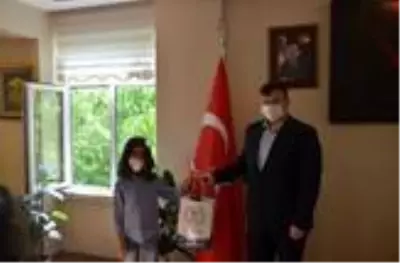Türkiye Şampiyonu Anıl Mert İmre, Kuşadası'nın gururu oldu Türkiye Şampiyonu Anıl Mert İmre, Kuşadası'nın gururu oldu
