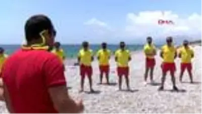 ANTALYA Cankurtaranlar temas ederek suni teneffüs yapamayacak