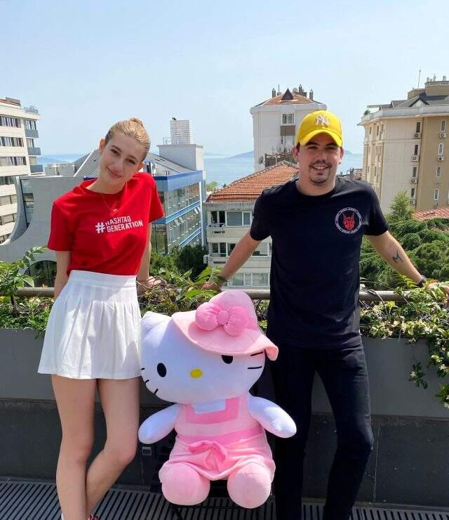 Bir dönem adı Acun Ilıcalı ile anılan Itır Esen, yeni bir aşka yelken açtı Bir dönem adı Acun Ilıcalı ile anılan Itır Esen, yeni bir aşka yelken açtı