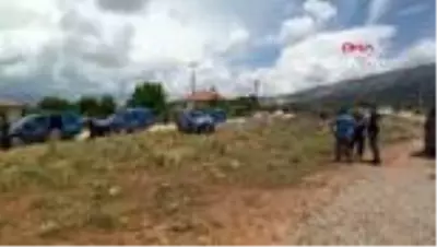 DENİZLİ Eşi ve 2 çocuğunu öldürüp, intihar etti-1