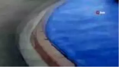 Drift yapıp polisten kaçtı, 7 bin 534 lira ceza yedi Drift yapıp polisten kaçtı, 7 bin 534 lira ceza yedi