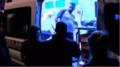 Eşi ve kızları tarafından terk edilen adam, alkol alıp evi ateşe verdi Eşi ve kızları tarafından terk edilen adam, alkol alıp evi ateşe verdi