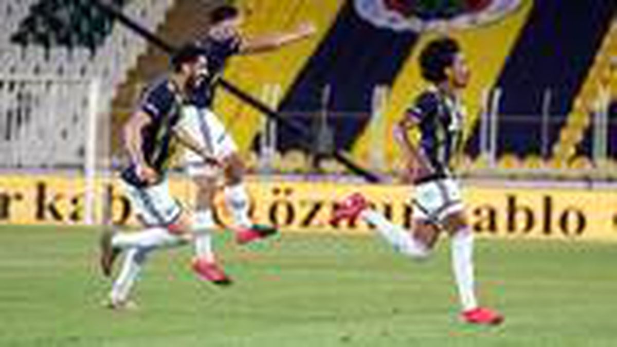 Fenerbahçe, sahasında Hes Kablo Kayserispor'u 2-1 mağlup etti