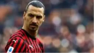 İbrahimovic ile Milan arasındaki yeni sözleşme görüşmeleri kriz yarattı İbrahimovic ile Milan arasındaki yeni sözleşme görüşmeleri kriz yarattı