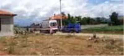 İnşaat ustası eşini ve 2 oğlunu öldürüp, intihar etti-