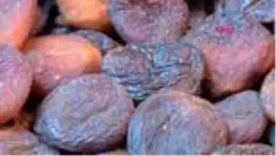 KURU MEYVELERDE PUDRA ŞEKERİ TEHLİKESİ KURU MEYVELERDE PUDRA ŞEKERİ TEHLİKESİ
