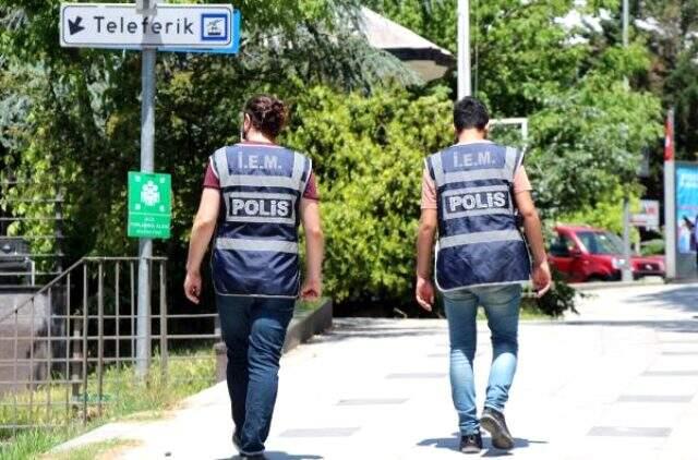 Maçka Parkı'nda sağlık çalışanının boğazının kesilmesinin ardından güvenlik önlemleri artırıldı Maçka Parkı'nda sağlık çalışanının boğazının kesilmesinin ardından güvenlik önlemleri artırıldı