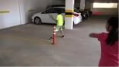 Otopark kortta ikiz raketler Otopark kortta ikiz raketler