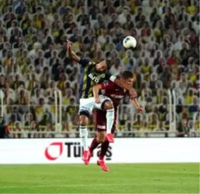 Süper Lig: Fenerbahçe: 0 Hes Kablo Kayserispor: 0 (İlk yarı) Süper Lig: Fenerbahçe: 0 Hes Kablo Kayserispor: 0 (İlk yarı)