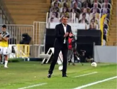 Süper Lig: Fenerbahçe: 0 Hes Kablo Kayserispor: 0 (İlk yarı) Süper Lig: Fenerbahçe: 0 Hes Kablo Kayserispor: 0 (İlk yarı)