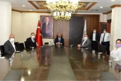 Viranşehir'de ayakkabıcılık sektörü işe başlıyor Viranşehir'de ayakkabıcılık sektörü işe başlıyor