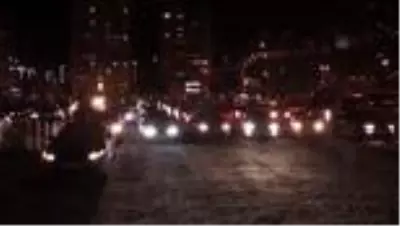 'Arabalı sinema' etkinliği düzenlendi 'Arabalı sinema' etkinliği düzenlendi