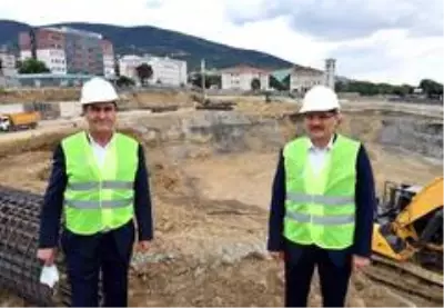 Çavuşoğlu: 'Meydan şehrin can damarı olacak' Çavuşoğlu: 'Meydan şehrin can damarı olacak'
