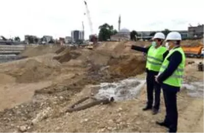 Çavuşoğlu: 'Meydan şehrin can damarı olacak' Çavuşoğlu: 'Meydan şehrin can damarı olacak'