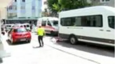 Servis minibüsünün altında kalan 3 yaşındaki çocuk, feci şekilde can verdi Servis minibüsünün altında kalan 3 yaşındaki çocuk, feci şekilde can verdi