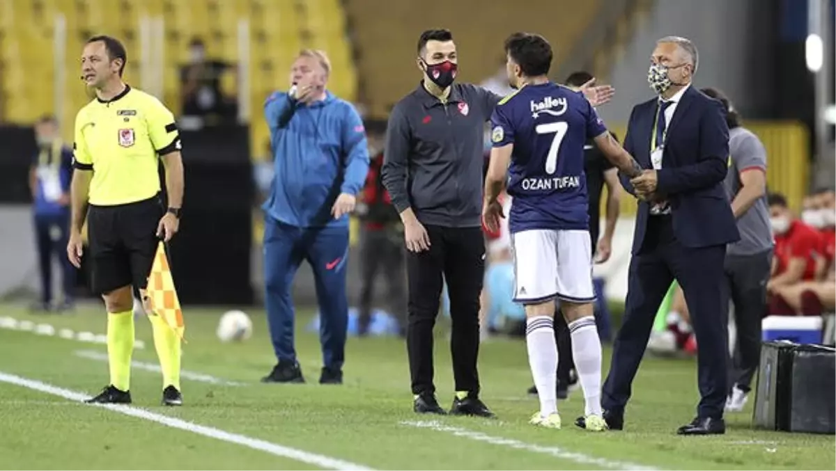 Fenerbahçe'ye Kadıköy'de üst üste üçüncü maç kırmızı! Haberler Fenerbahçe'ye Kadıköy'de üst üste üçüncü maç kırmızı! Haberler