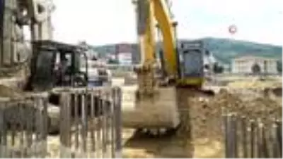Osmangazi'de projeler hız kesmeden devam ediyor Osmangazi'de projeler hız kesmeden devam ediyor