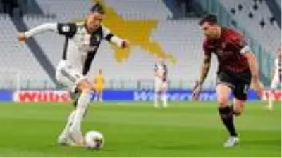 Ronaldo'nun penaltı kaçırdığı maçta Juventus, Milan'la 0-0 berabere kalıp kupada finale çıktı Ronaldo'nun penaltı kaçırdığı maçta Juventus, Milan'la 0-0 berabere kalıp kupada finale çıktı