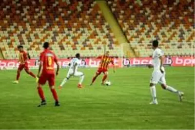 Süper Lig: Yeni Malatyaspor: 1 Kasımpaşa: 0 (İlk yarı) Süper Lig: Yeni Malatyaspor: 1 Kasımpaşa: 0 (İlk yarı)